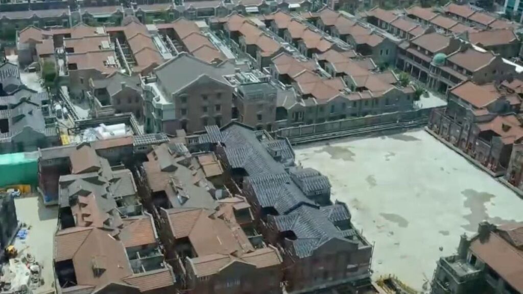 1 how 432 robots are relocating a 7500 ton historic building