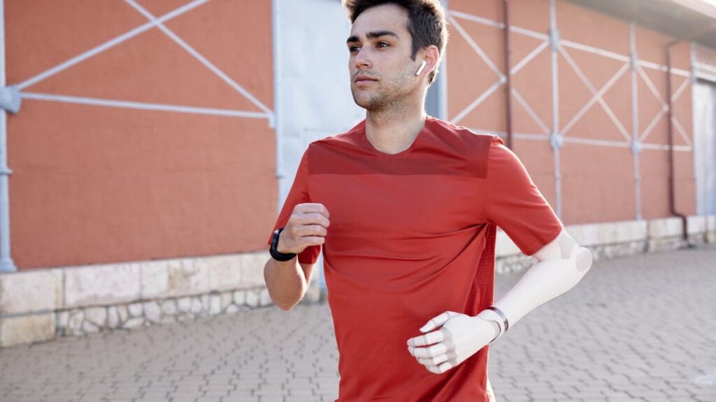 1 mind controlled prosthetic arms are now becoming a reality