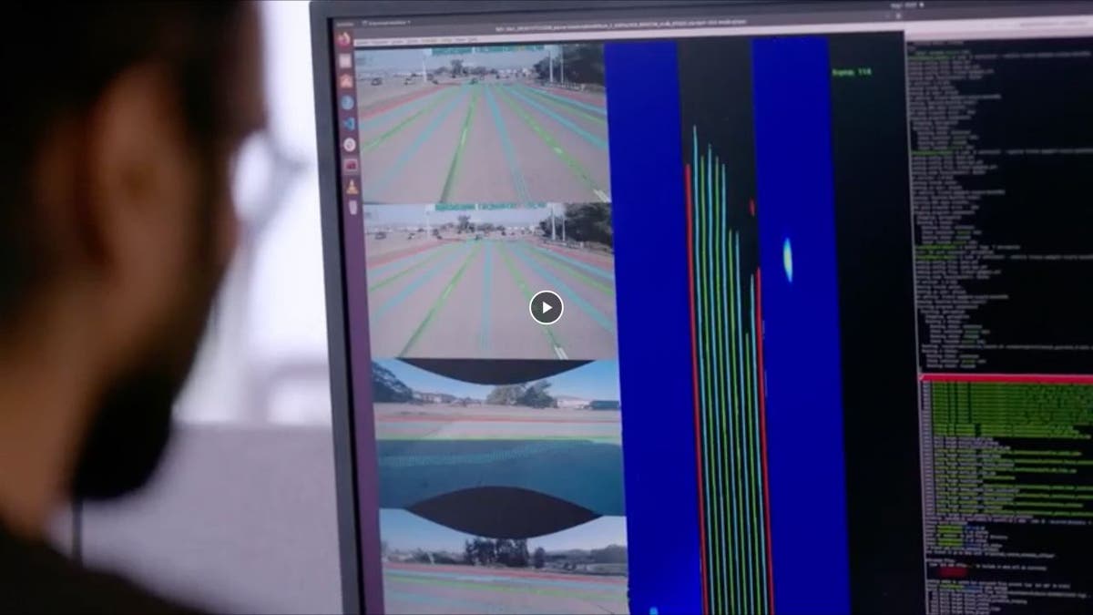 AI-powered self-driving software is disrupting the trucking industry 7 self-driving truck 6