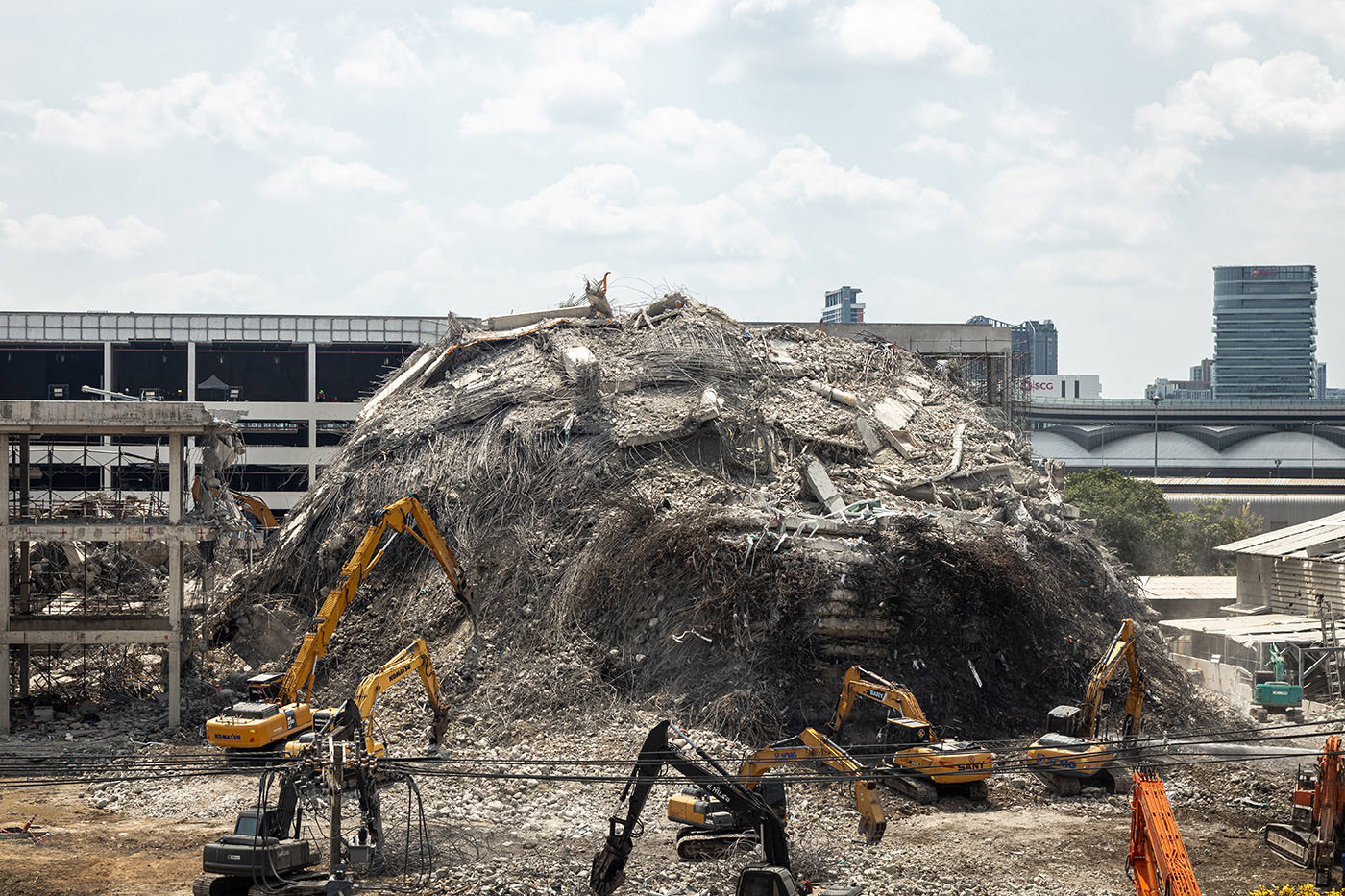 Collapse of New Headquarters of the State Audit Office Thailand 20250405