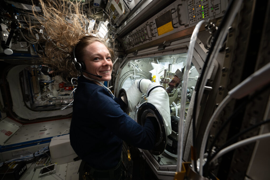 nasa astronaut nicole ayers on iss june 25 advisory