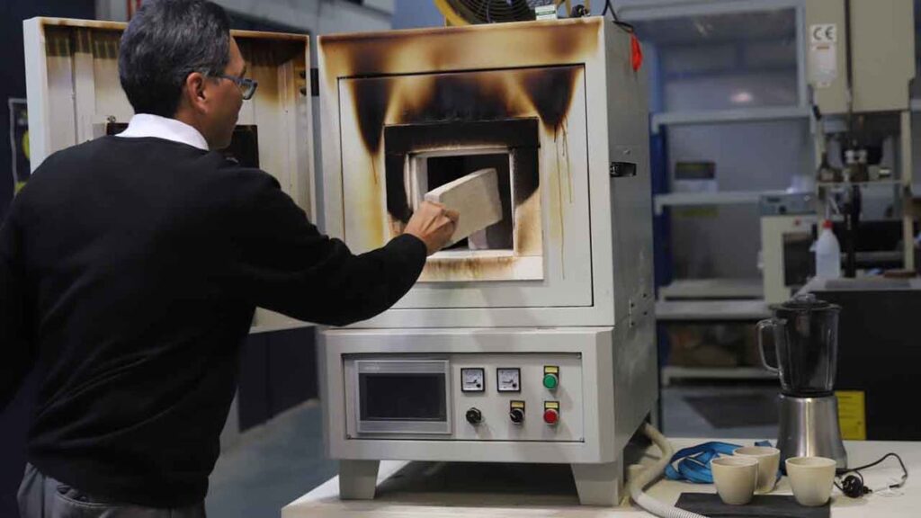 1 bricks from recycled coffee grounds reduce emissions and costs