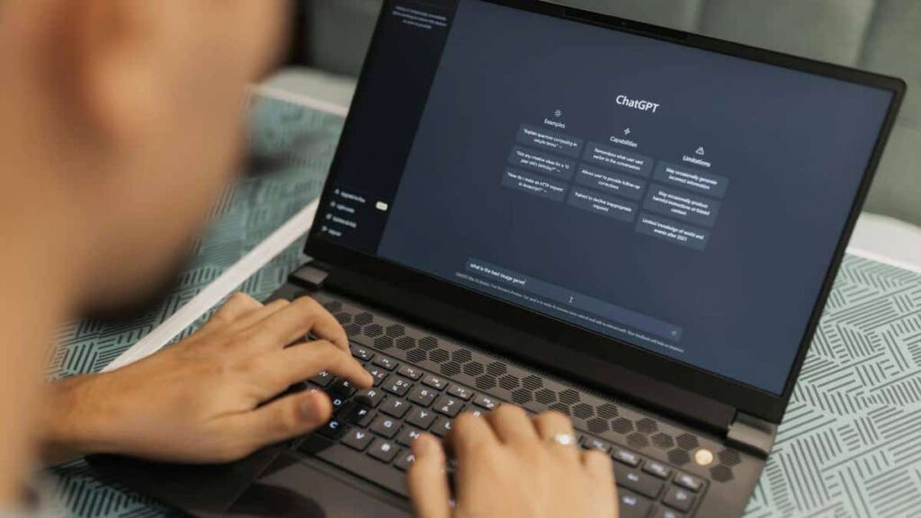 1 how ai chatbots are helping hackers target your banking accounts intro