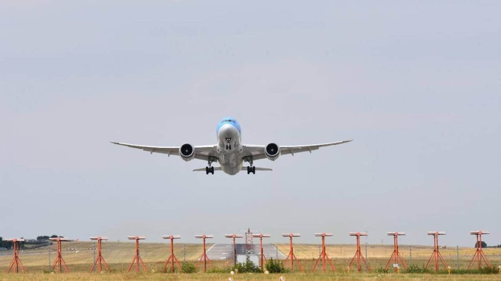 1 marshmallow concrete dramatically improves airport landing safety