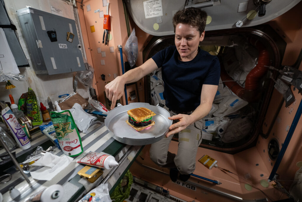 iss073e0248474orig