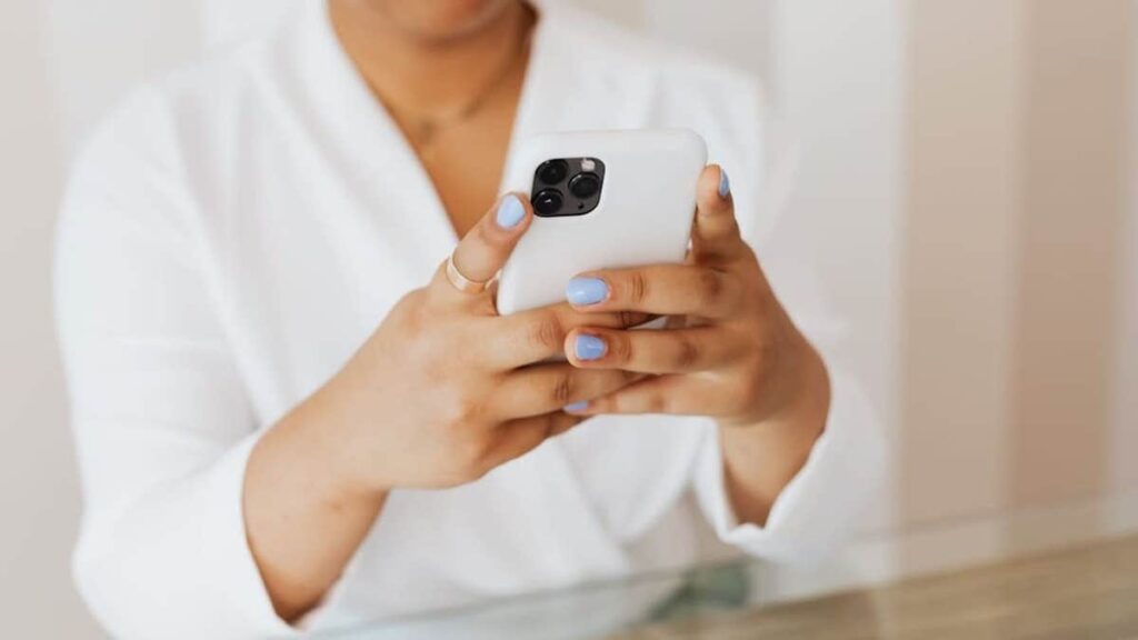 1 this iphone notes trick lets you message in secret