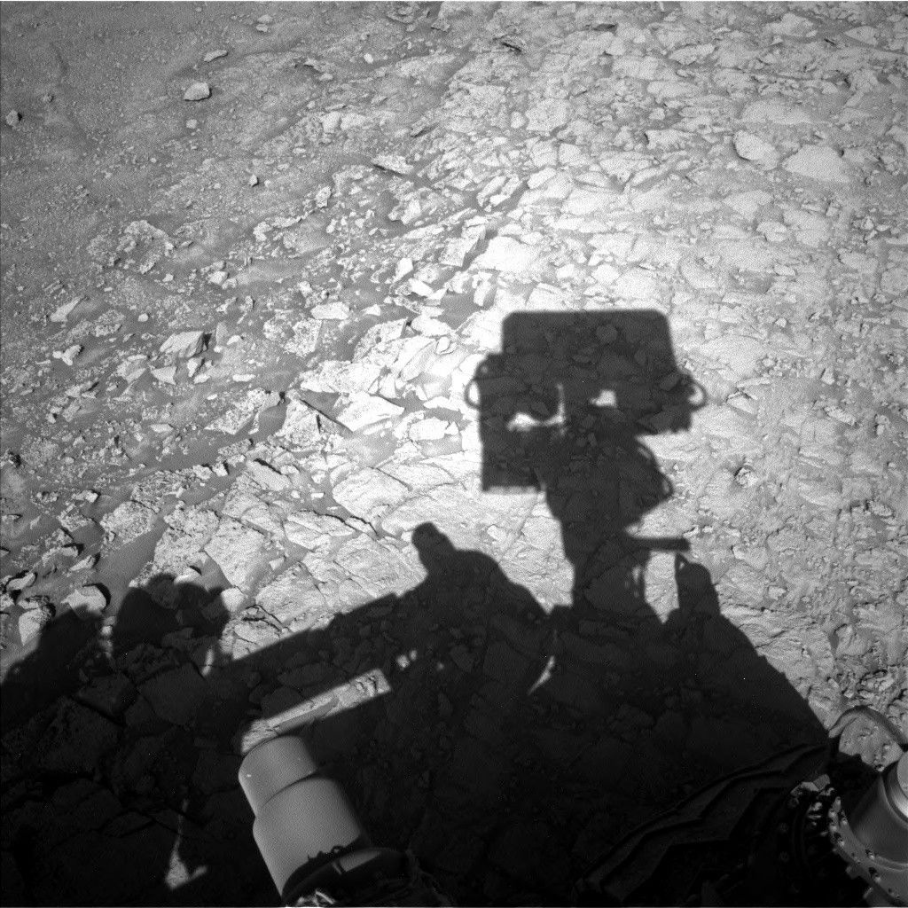 https mars.nasa .gov msl raw images proj msl redops ods surface sol 04650 opgs edr ncam NLB 810299729EDR F1182304NCAM00354M