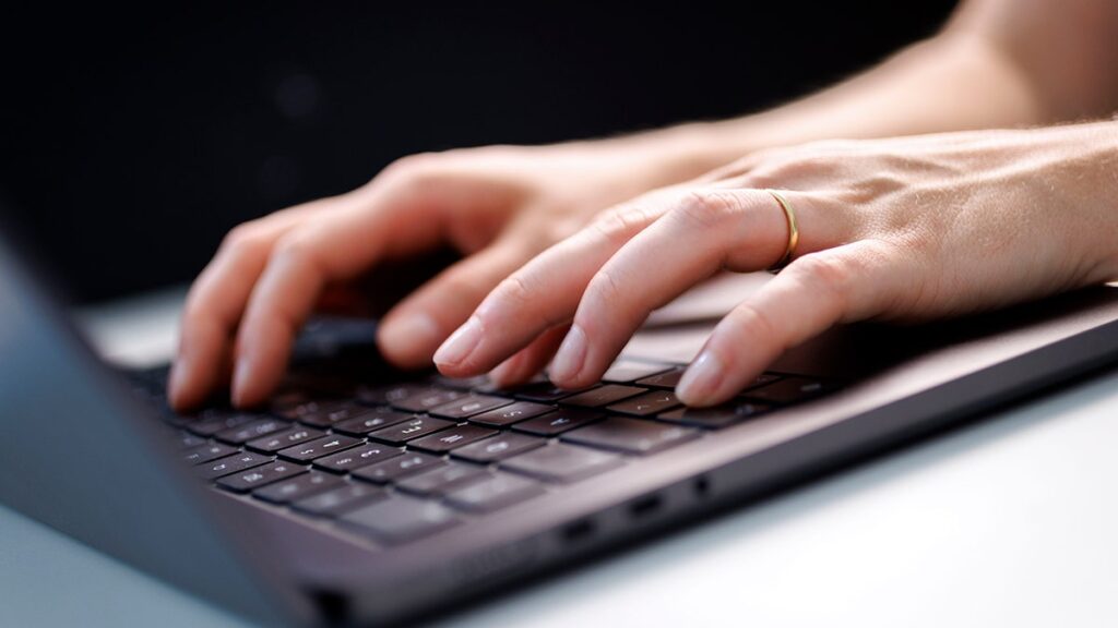 10 things I wish I knew before buying refurbished electronics 5 used tech photo 1