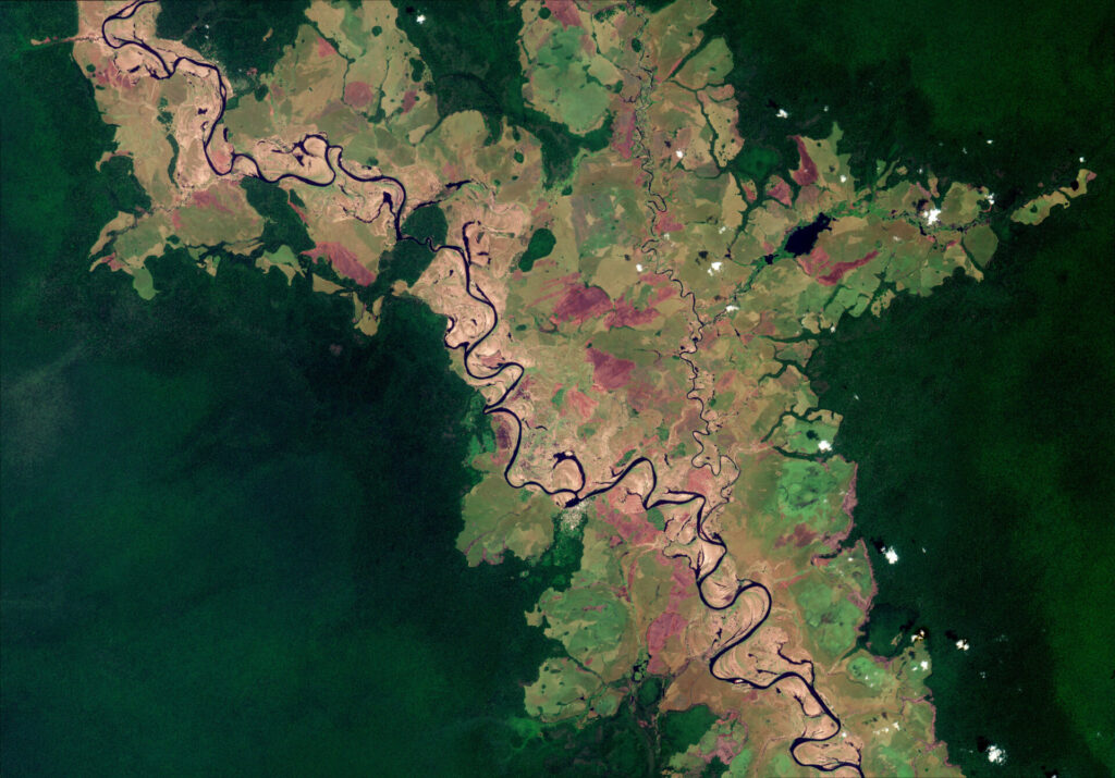Earth from space: Likouala-aux-Herbes river, Congo 2 Earth from space Likouala Aux Herbes river Congo pillars
