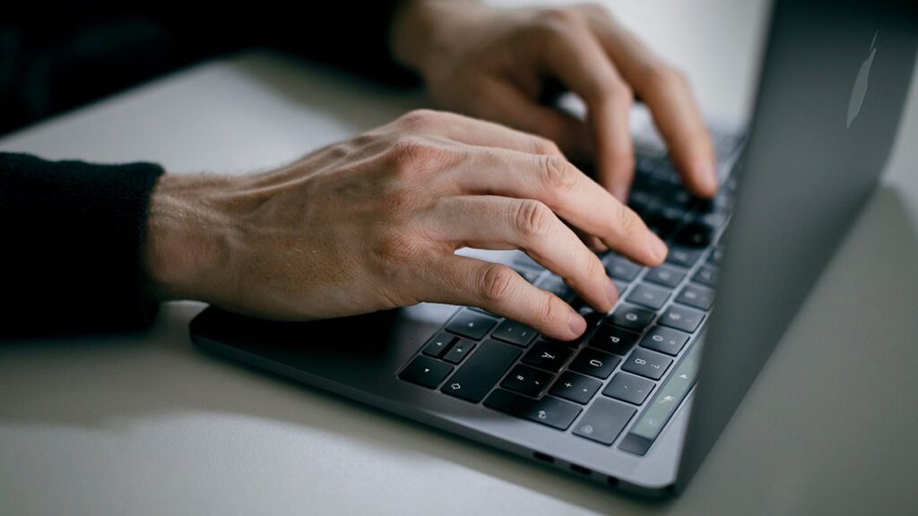 cybercrime hacker photo 1