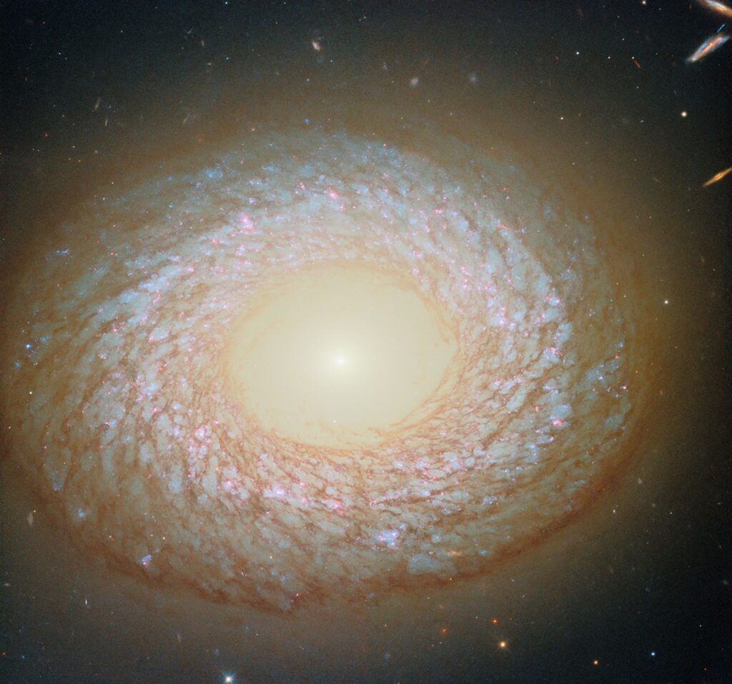 hubble ngc2775 potw2538a
