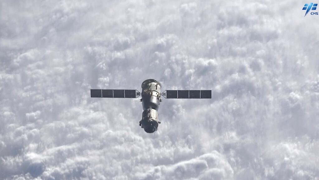 Three astronauts are stuck on China’s space station without a safe ride home 2 sz16departure