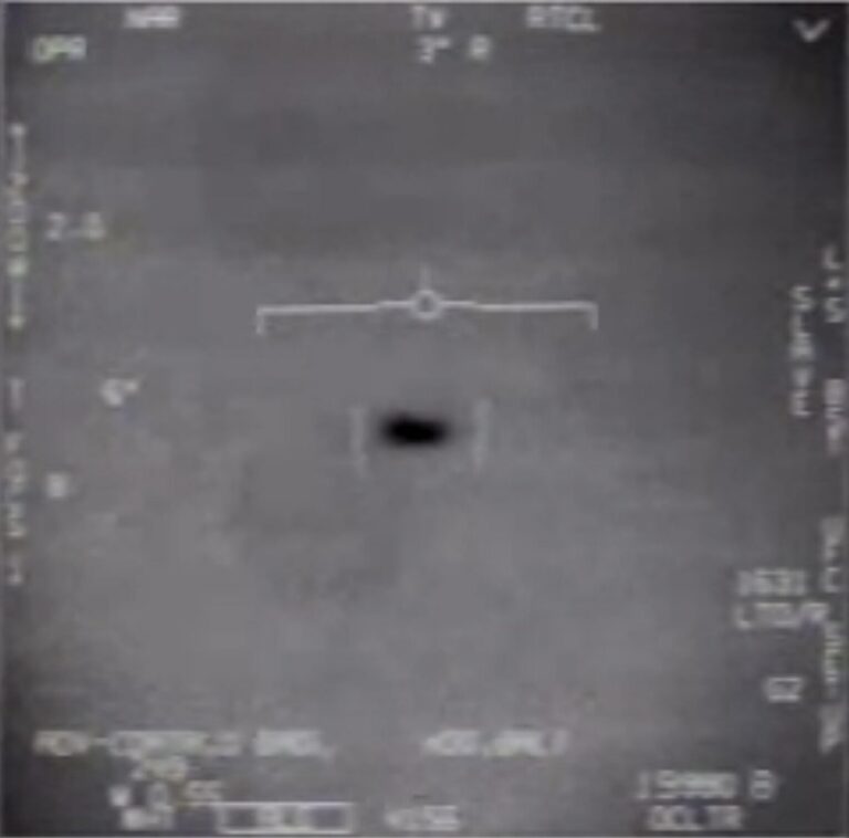 2004 Nimitz Incident e1764688179552